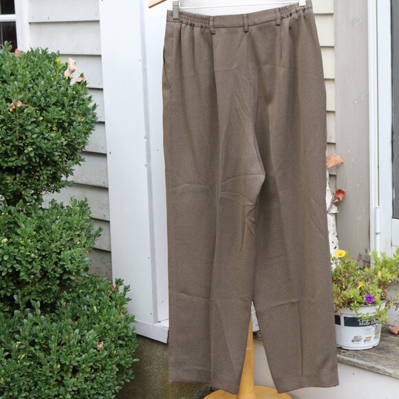 Jennifer Moore Brown Textured Poly Crepe 1 Button Pant Suit Sz 10 - Picture 6 of 9